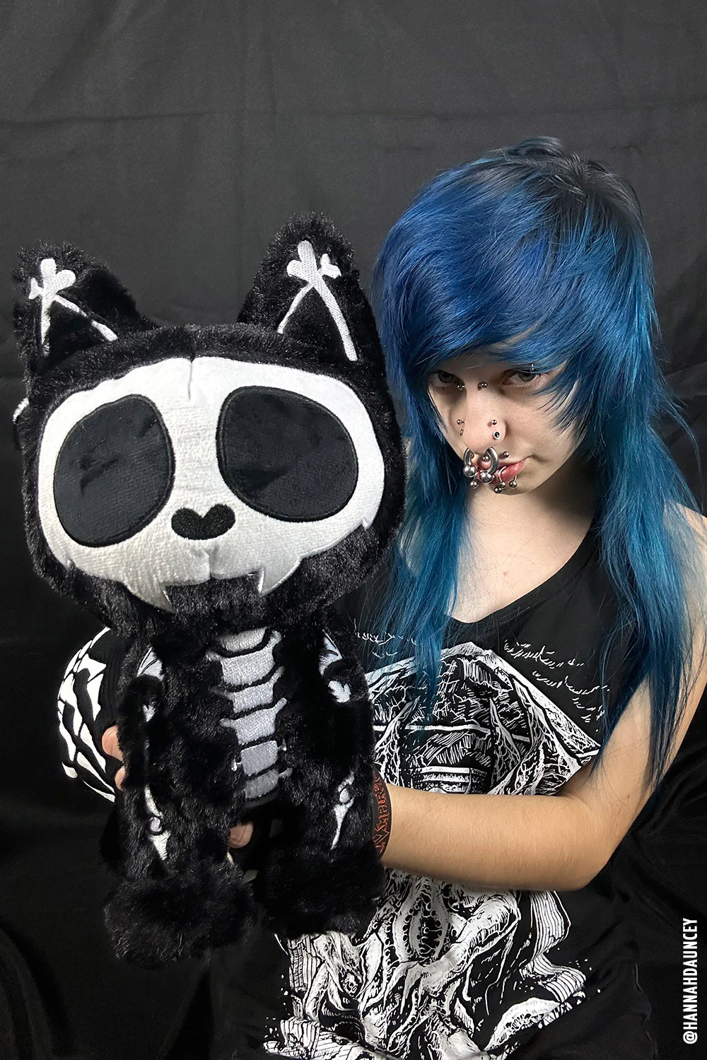 Skelekitty Plush Toy - Image 7