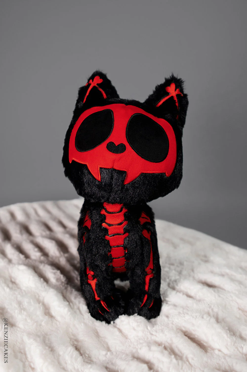 Skelekitty Plush Toy [Red Bones Limited Edition] - Image 3