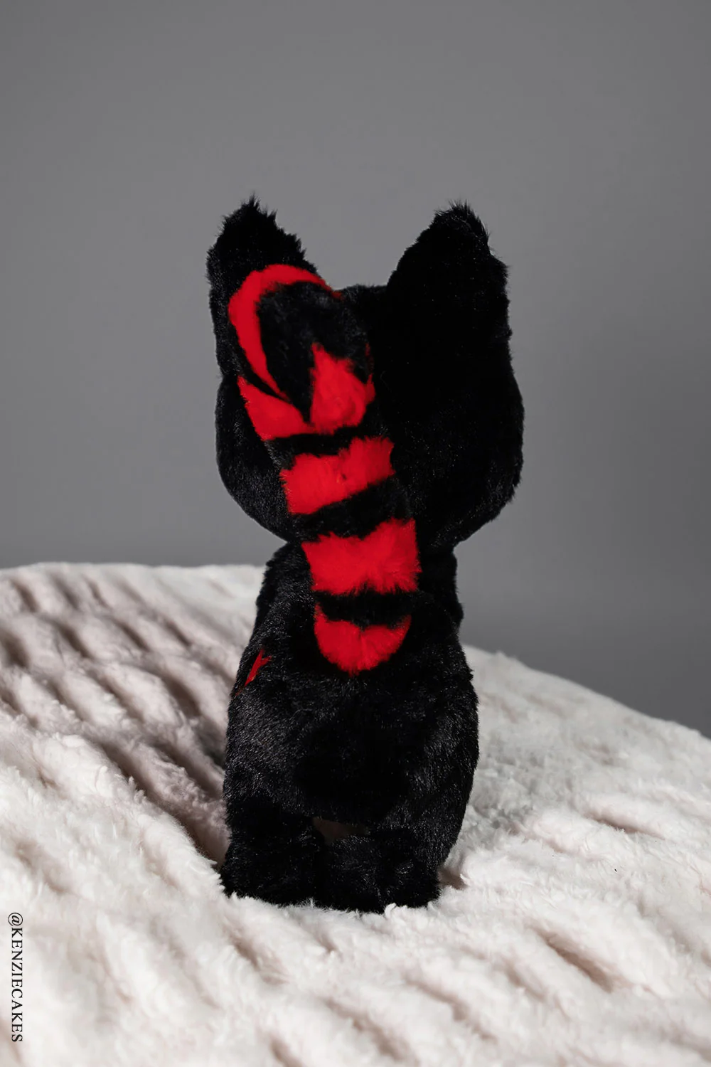 Skelekitty Plush Toy [Red Bones Limited Edition] - Image 7