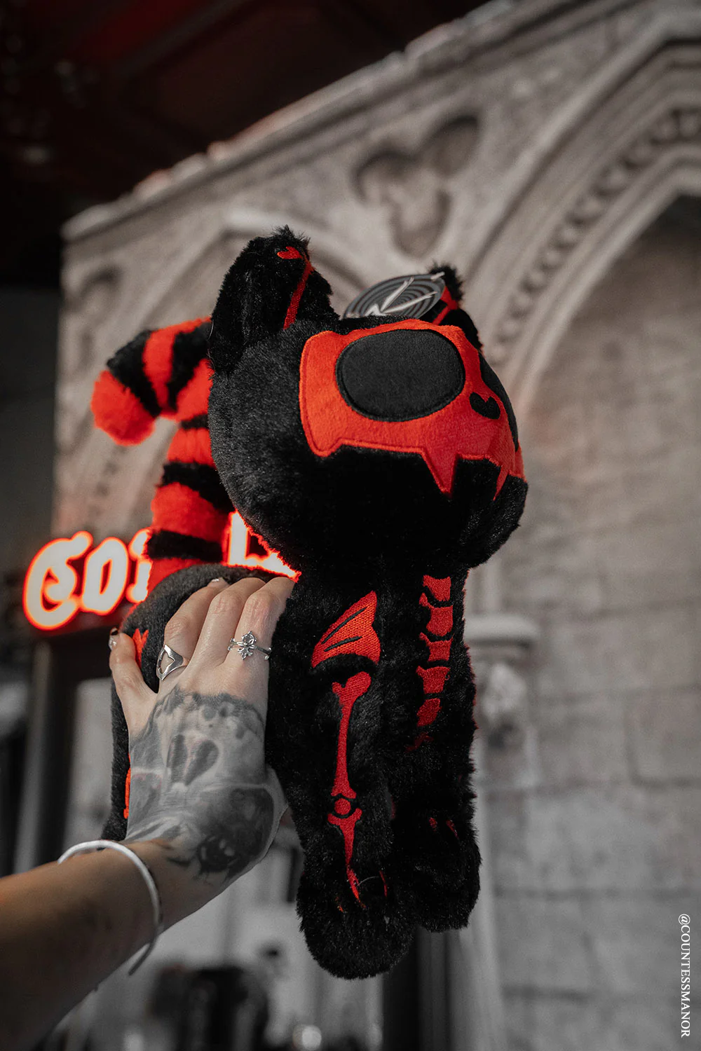 Skelekitty Plush Toy [Red Bones Limited Edition] - Image 9