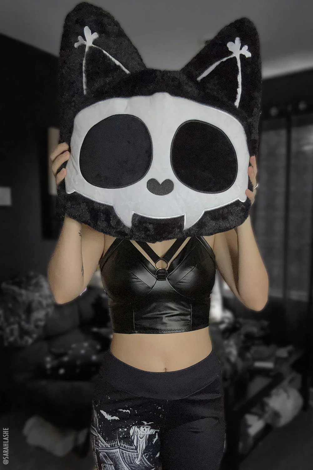Skelekitty Throw Pillow - Image 4