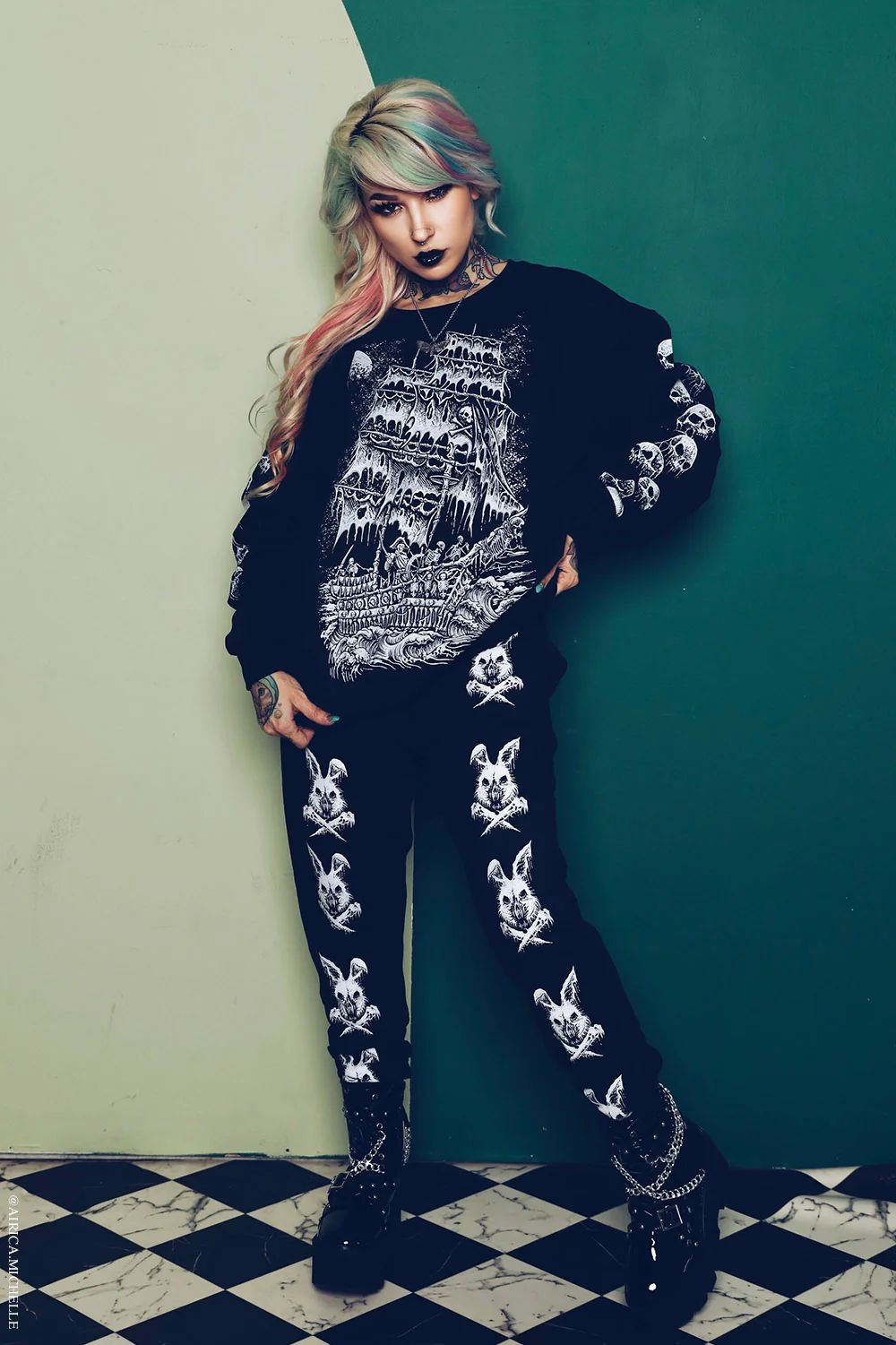 Skeleton Crew Pirate Ship Sweatshirt - Image 7