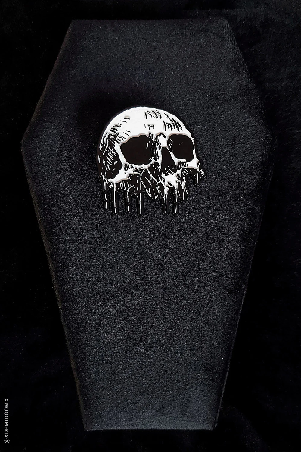 Skull Drip Enamel Pin - Image 2