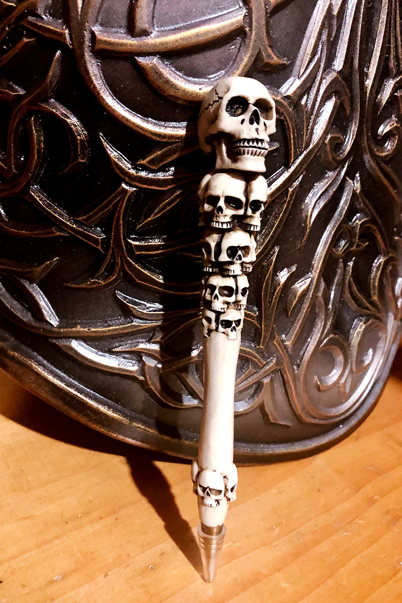 Skull Pen - Image 4