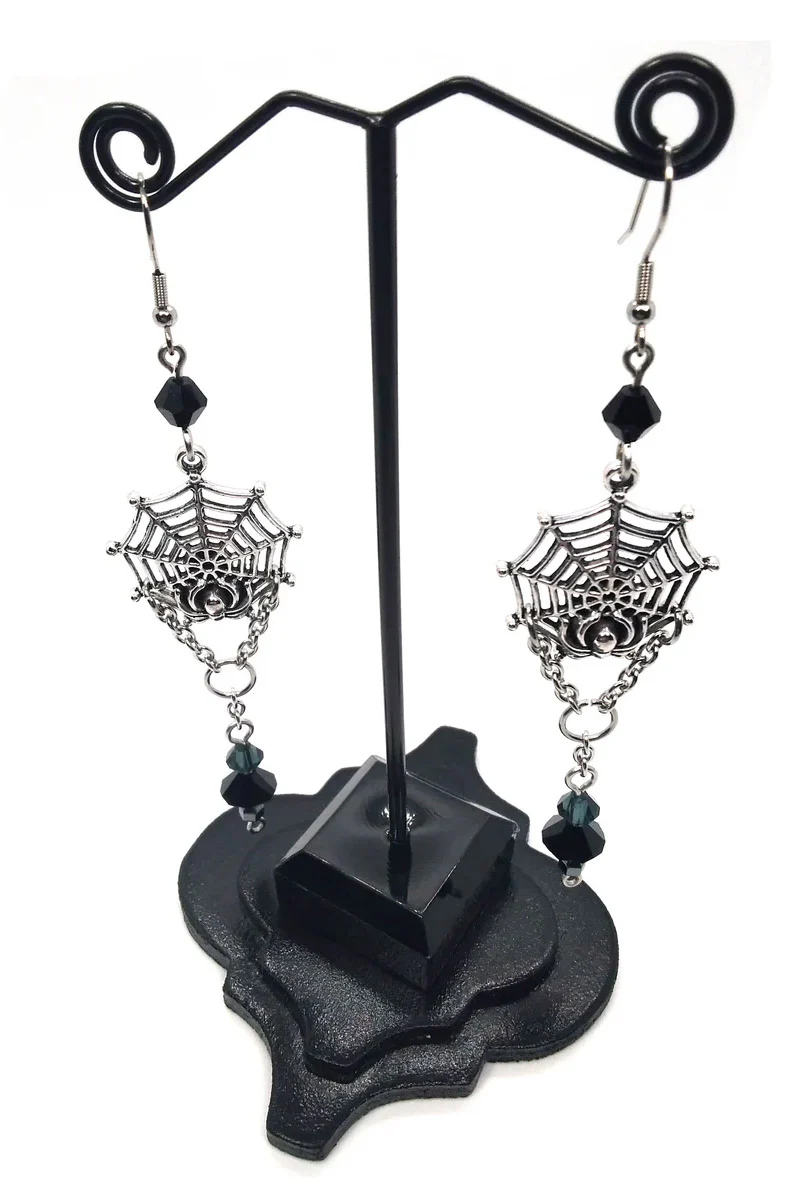 Spider Web Earrings - Image 4
