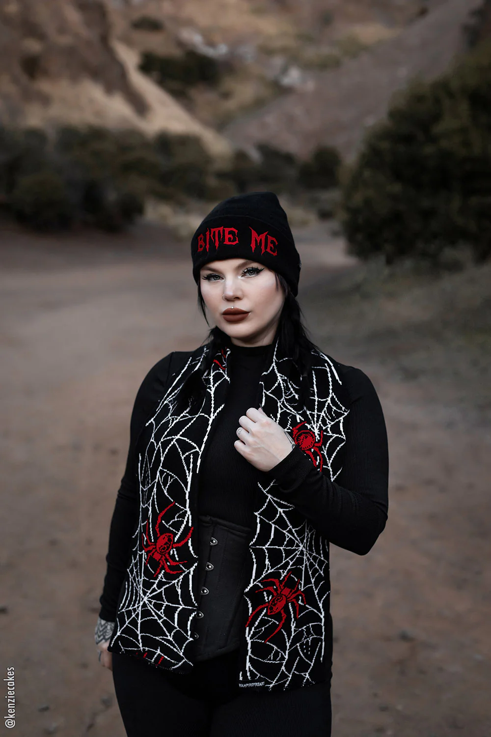 Spiderweb Scarf - Image 7