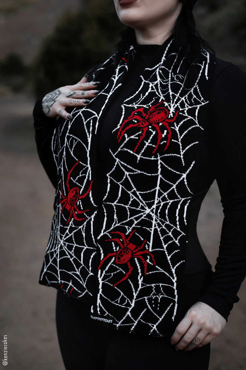 Spiderweb Scarf - Image 8