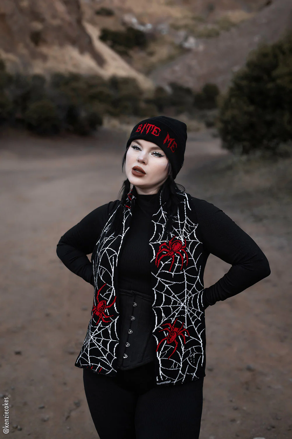 Spiderweb Scarf - Image 9