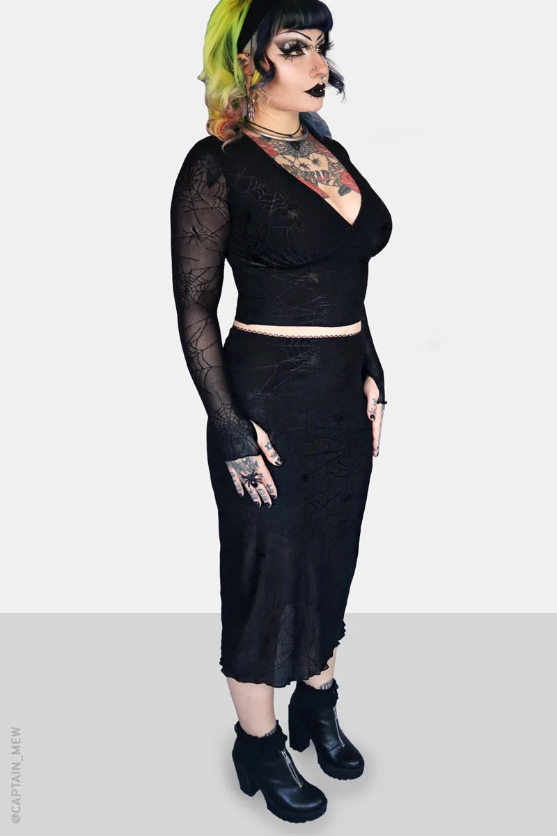 Spinnerette V-Neck Top - Image 10