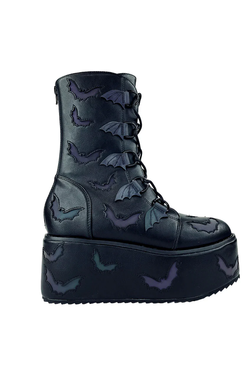 Stomp Bat Reflective Boots - Image 2