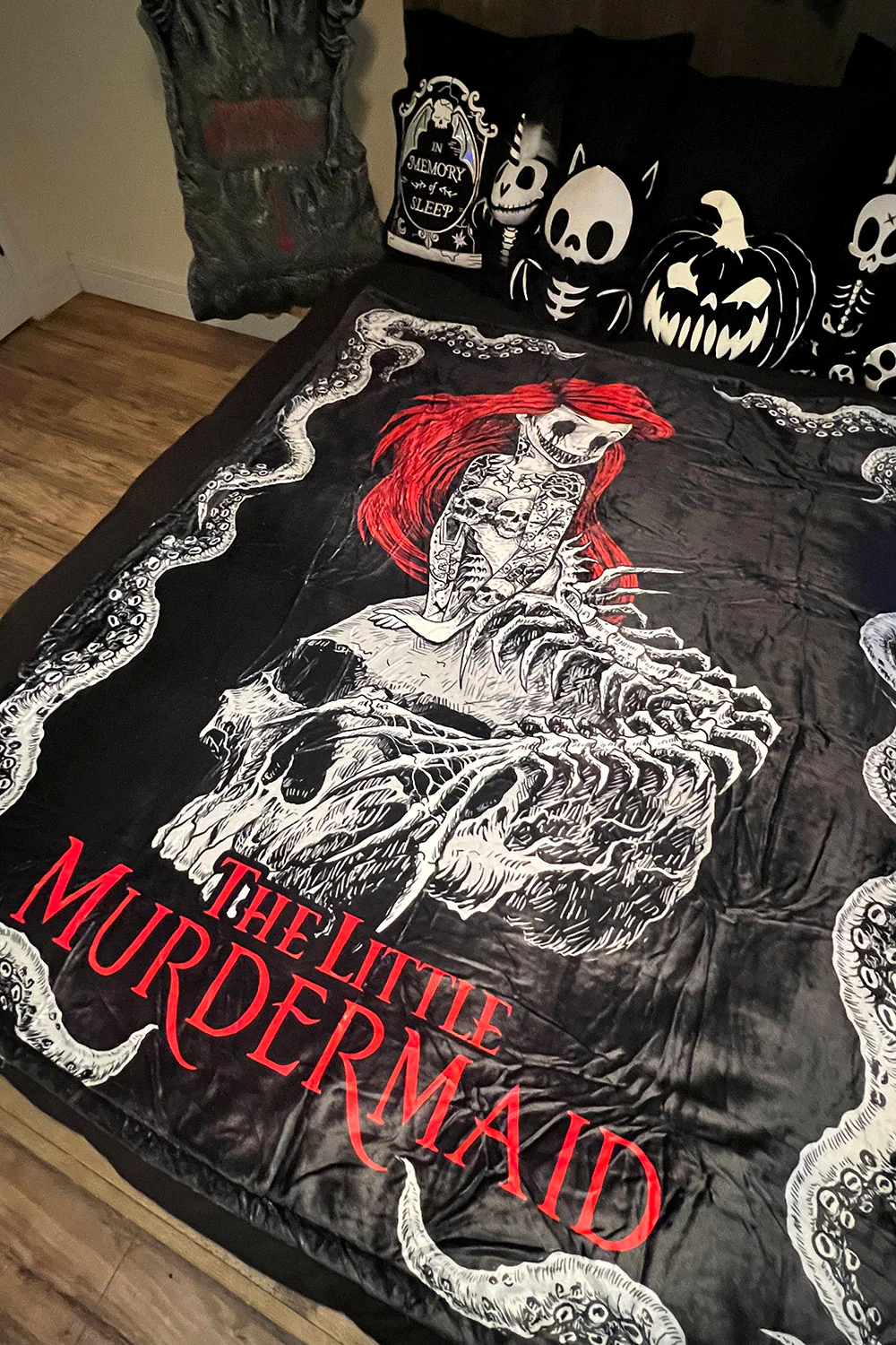 The Little Murdermaid Throw Blanket - Image 5
