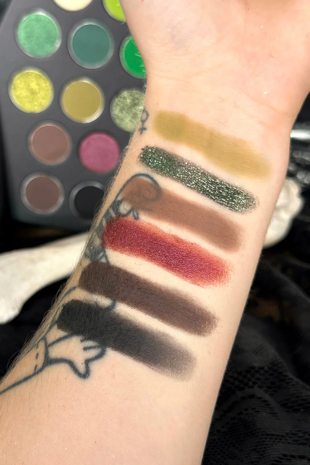 Together Forever Coffin Eyeshadow Palette - Image 7