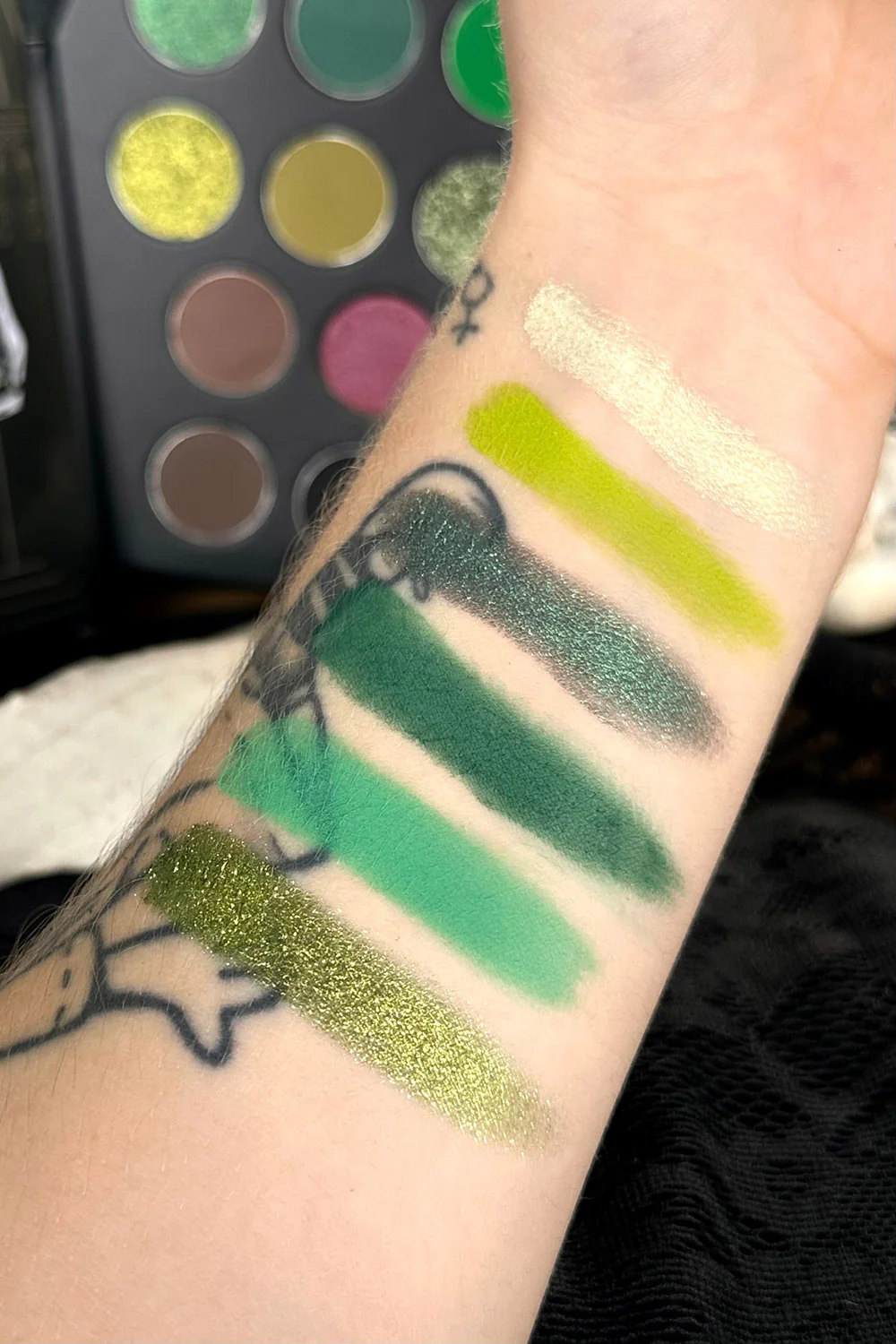 Together Forever Coffin Eyeshadow Palette - Image 8