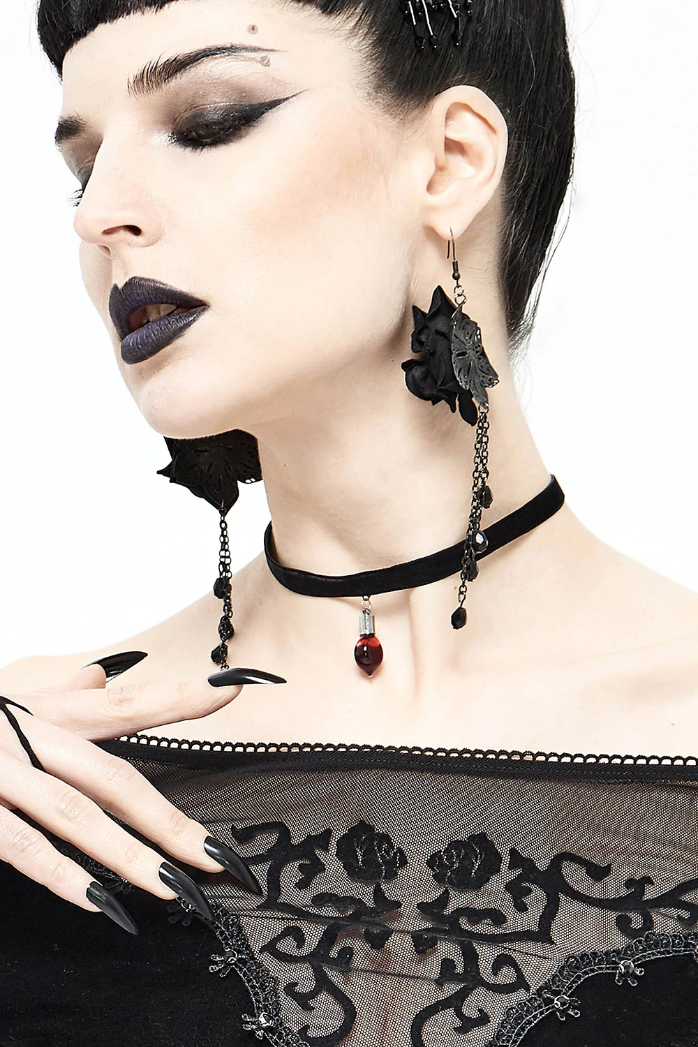 Vampire Blooddrop Choker - Image 3