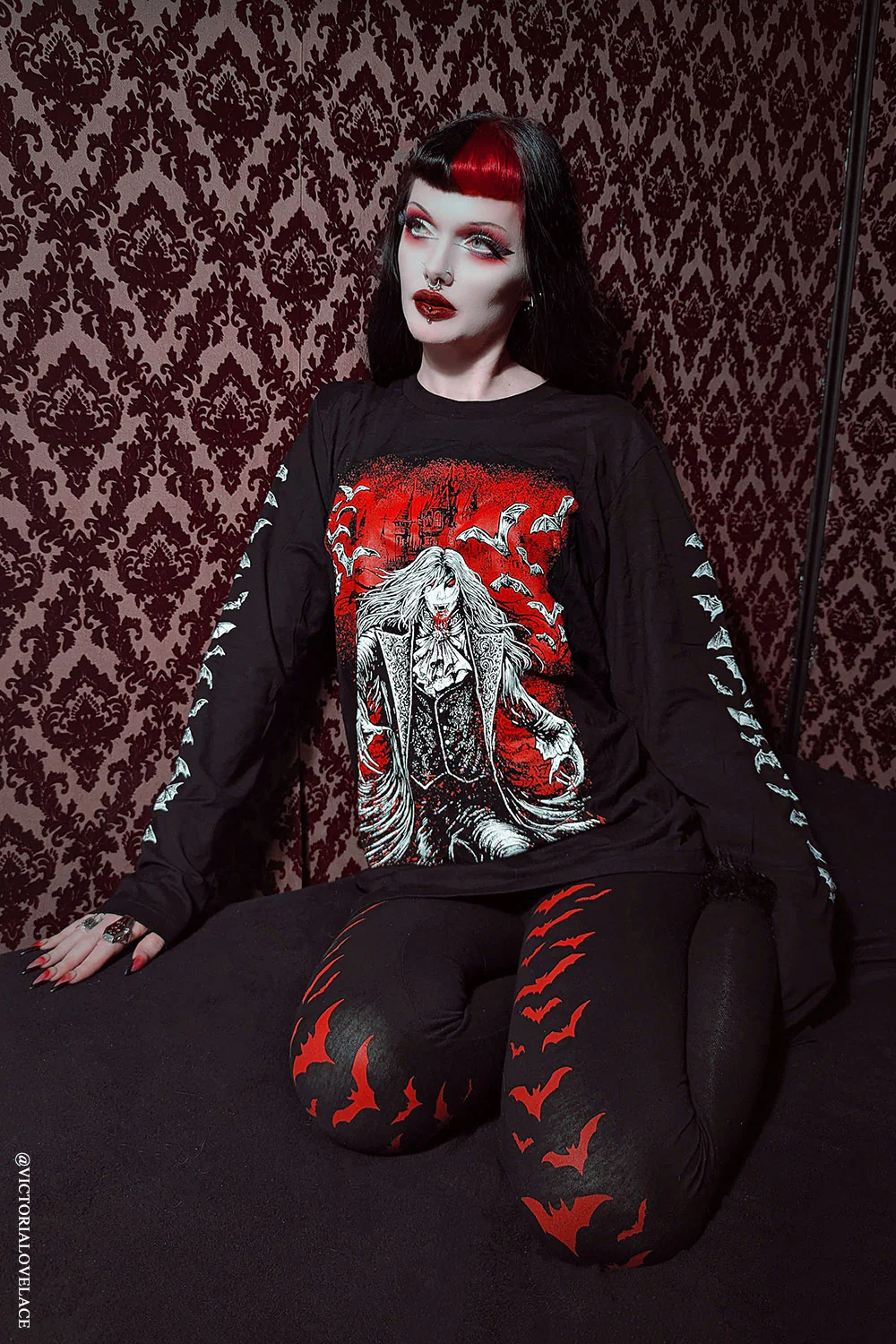 Vampire Bloodfeast T-shirt - Image 4