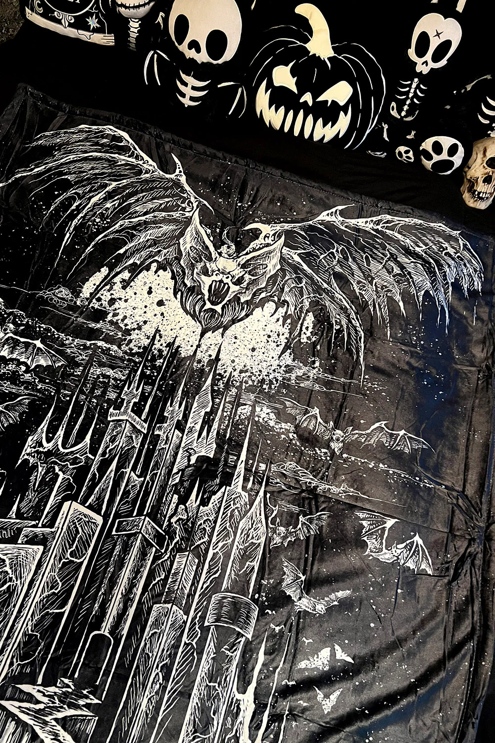 Vampire Castle Throw Blanket - Image 7