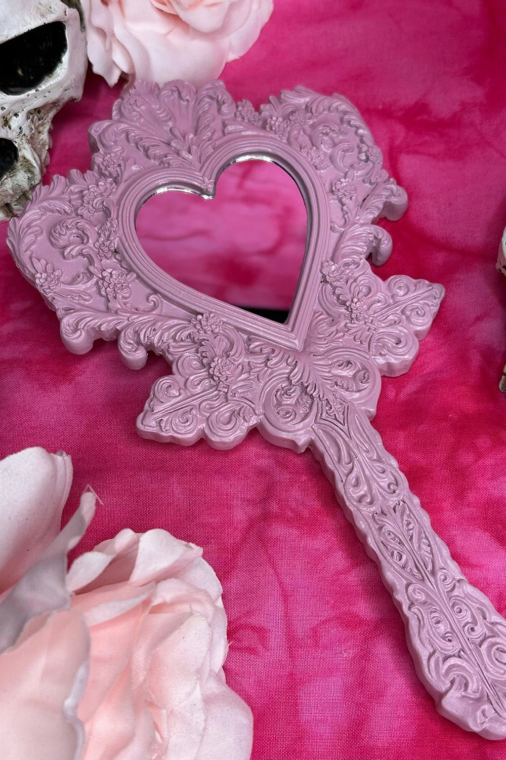 Vanity Rosa Rouge Heart Shaped Mirror - Image 6
