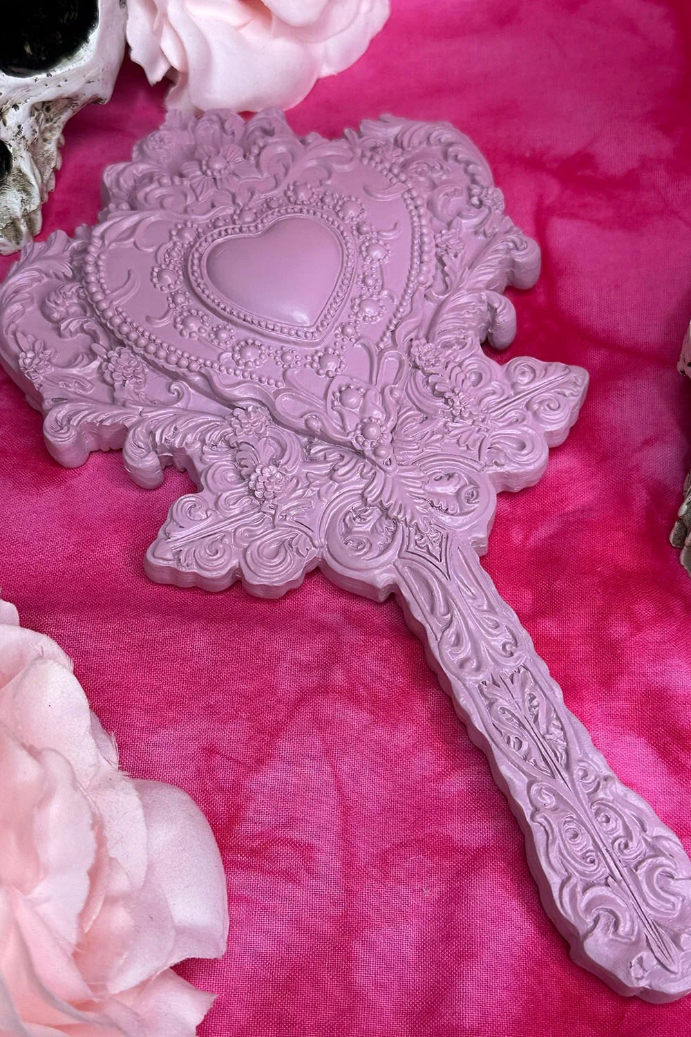 Vanity Rosa Rouge Heart Shaped Mirror - Image 7