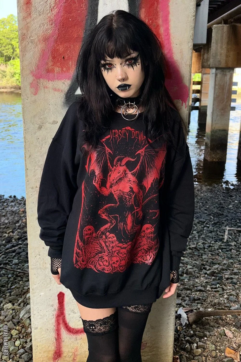 VF Mystery Sweatshirt - Image 3