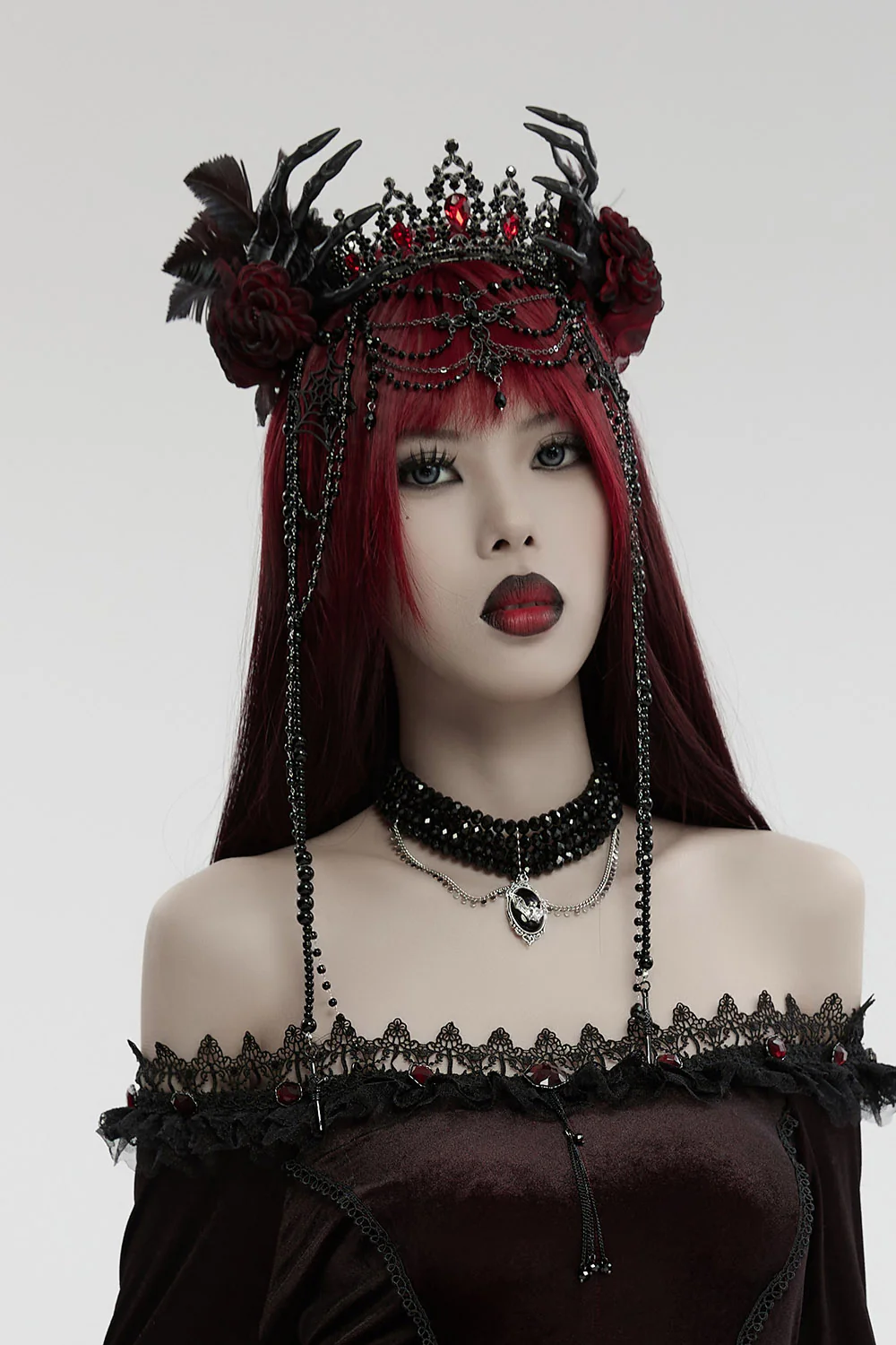 Victorian Beaded Bat Cameo Choker - Image 5