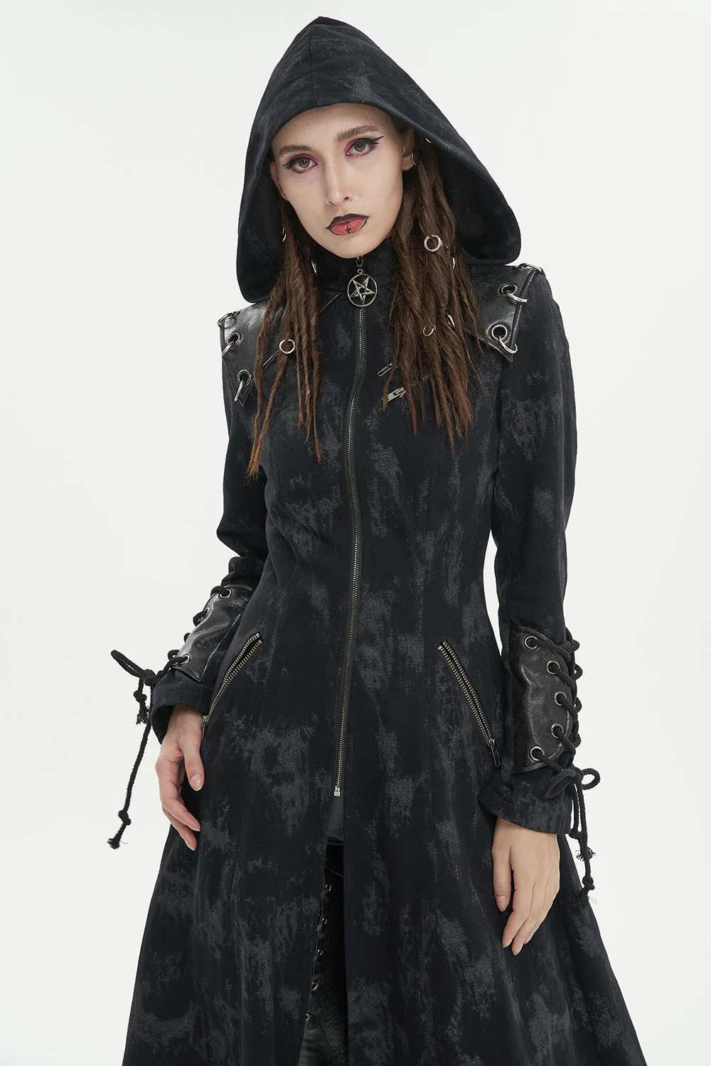 Wasteland Pierced Coat - Image 2
