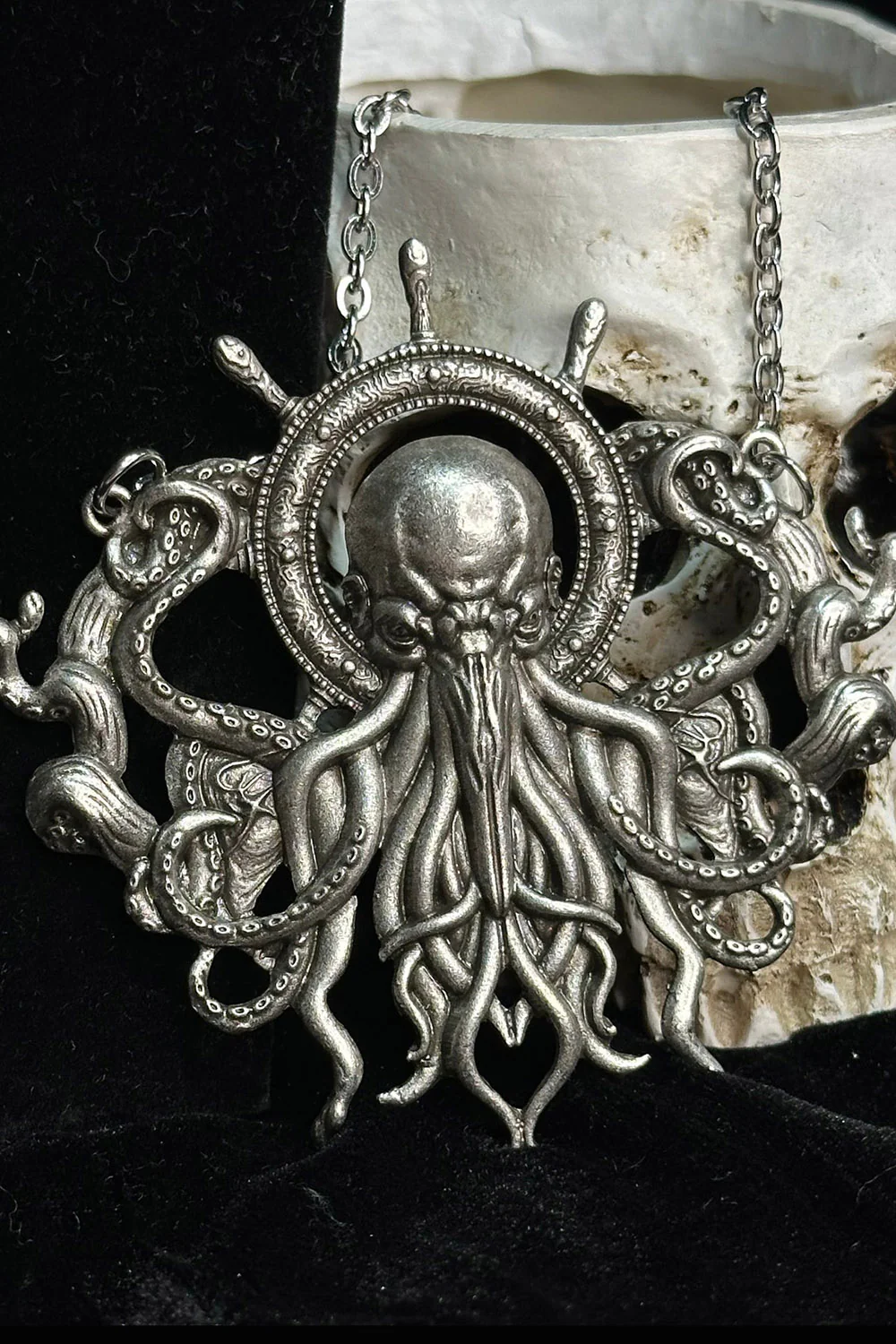 What's Kraken Necklace - Image 4