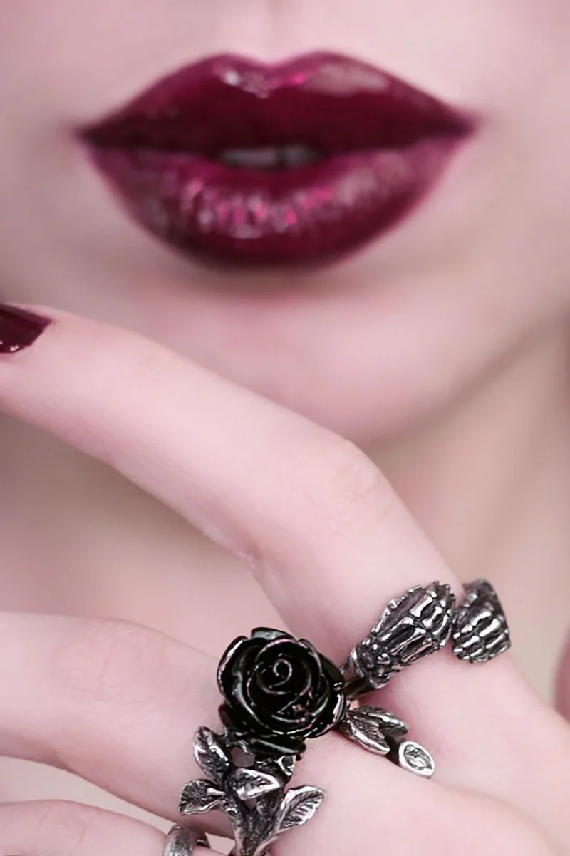 Wild Black Rose Ring - Image 2