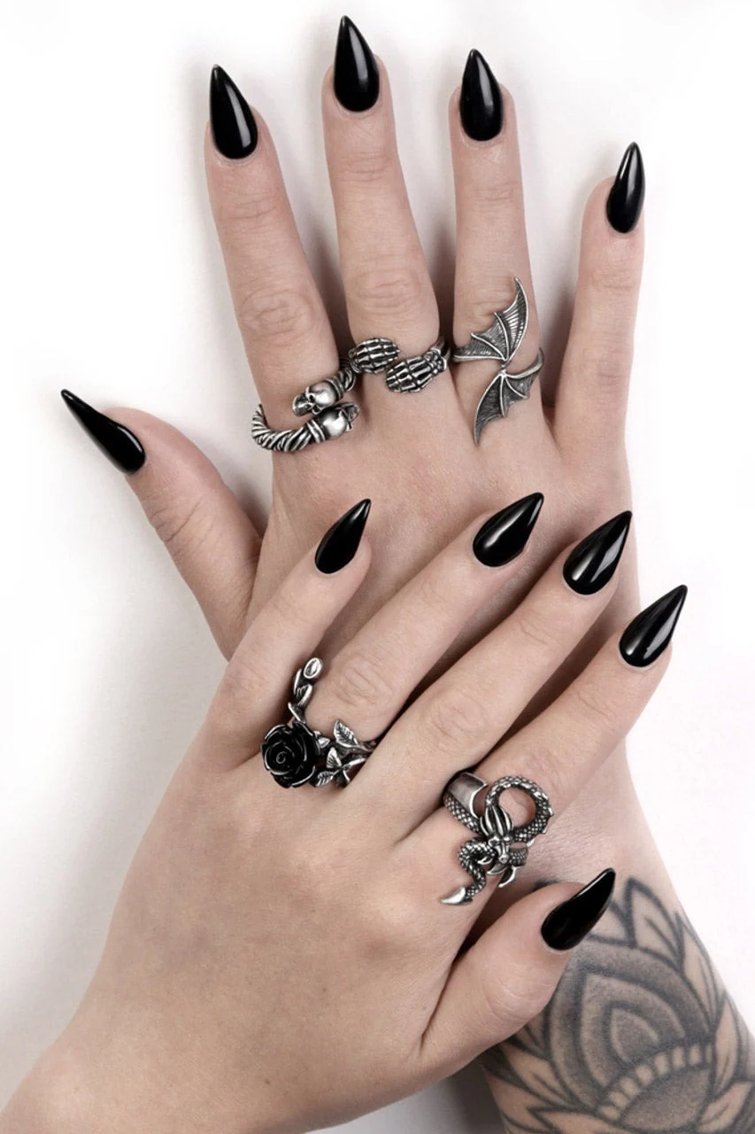 Wild Black Rose Ring - Image 3