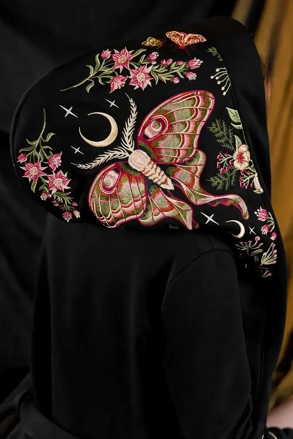 Wilderwood Hoodie - Image 11