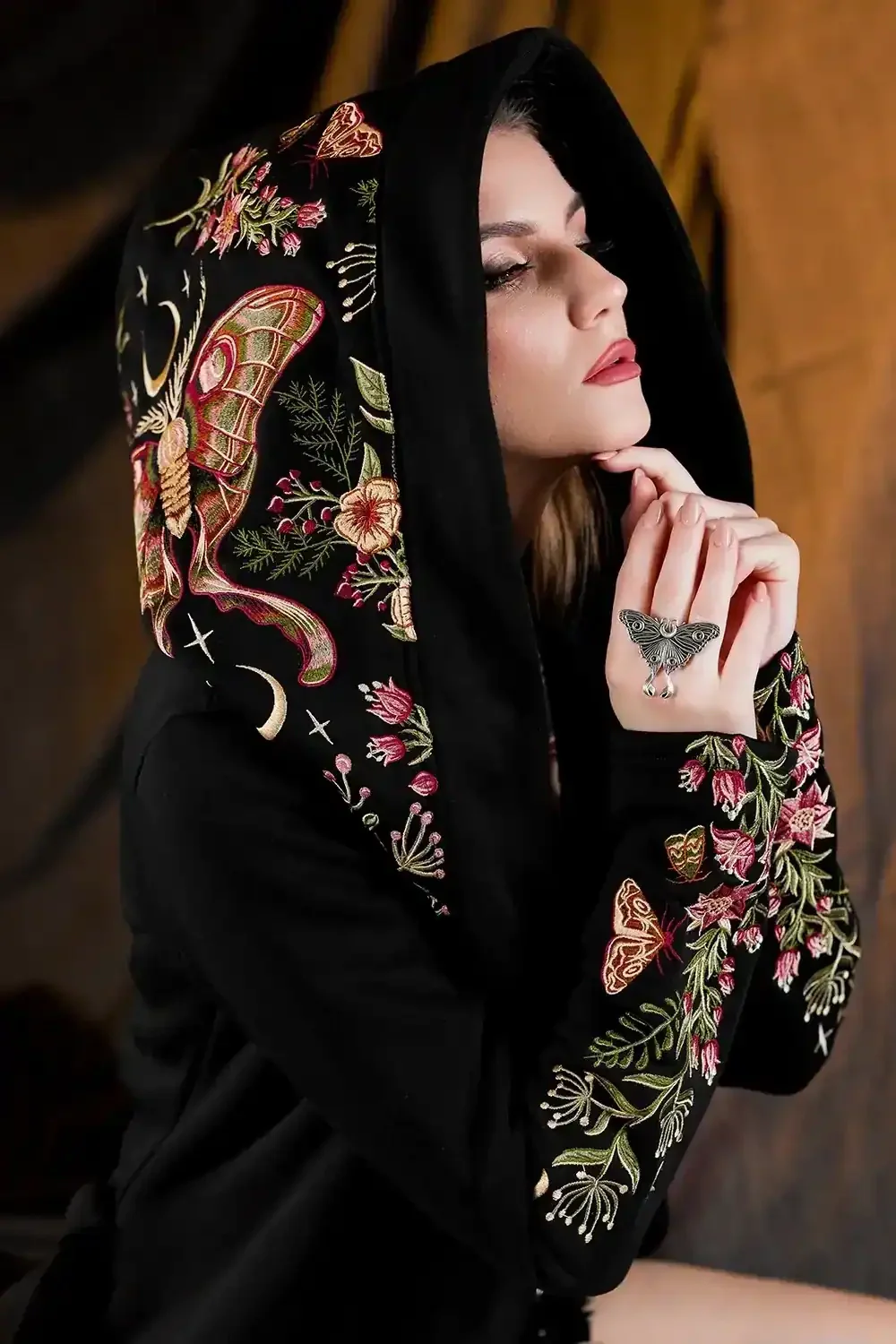 Wilderwood Hoodie - Image 9