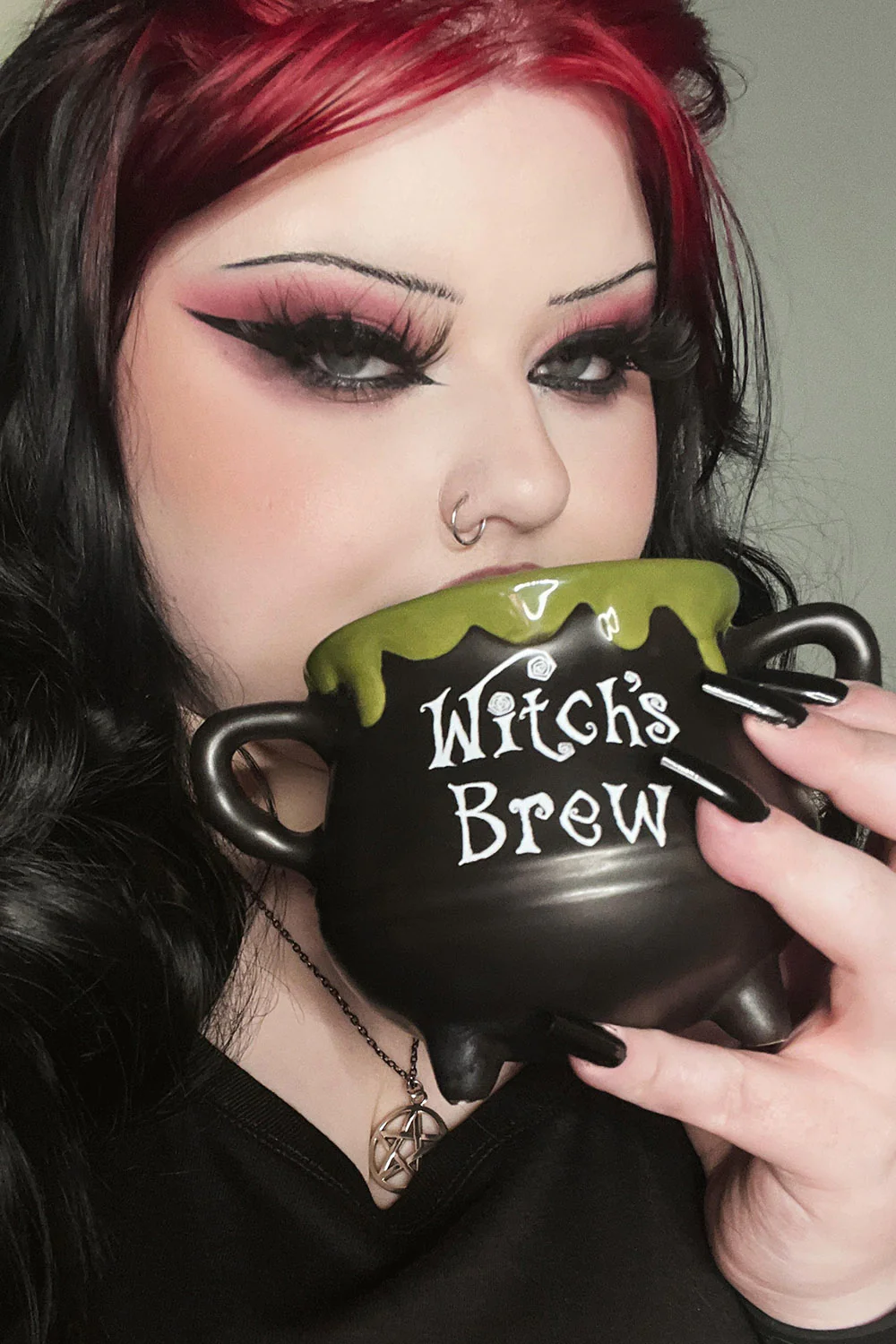 Witch's Brew Oozing Cauldron Mug - Image 5